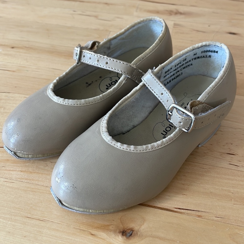 REVOLUTION DANCEWEAR tap shoes